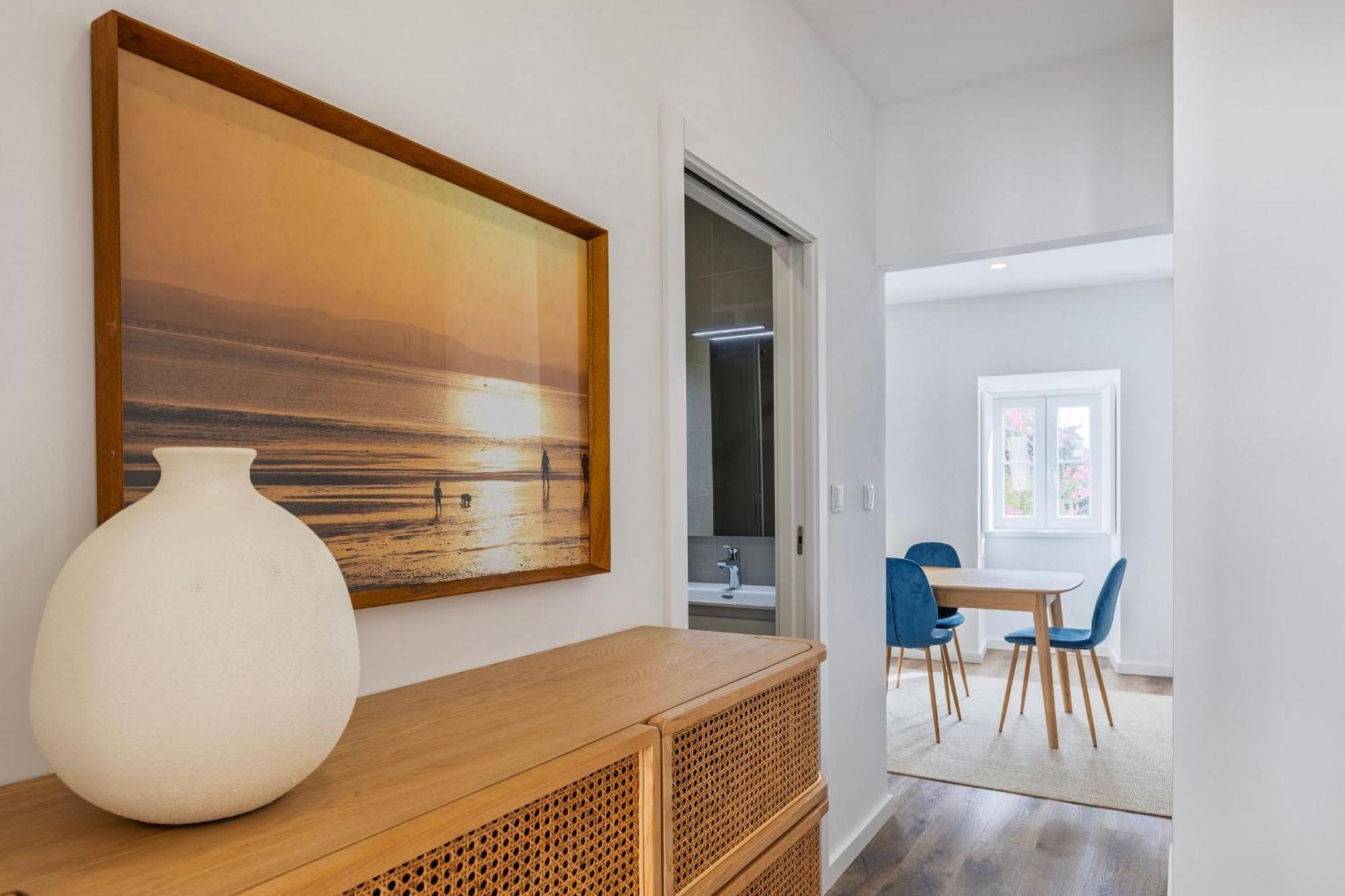 2bdr Charming In Graca By Lovelystay Lisboa