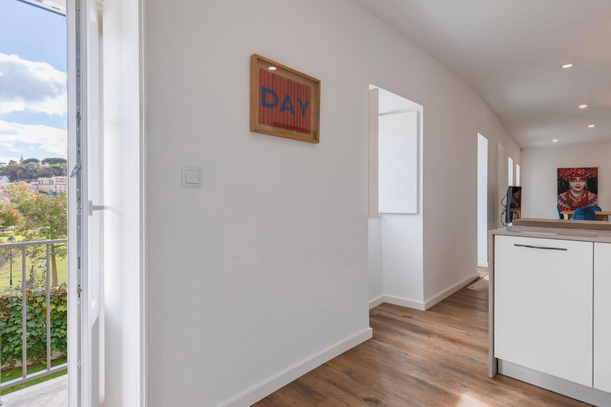 2bdr Charming In Graca By Lovelystay Apartamento Lisboa