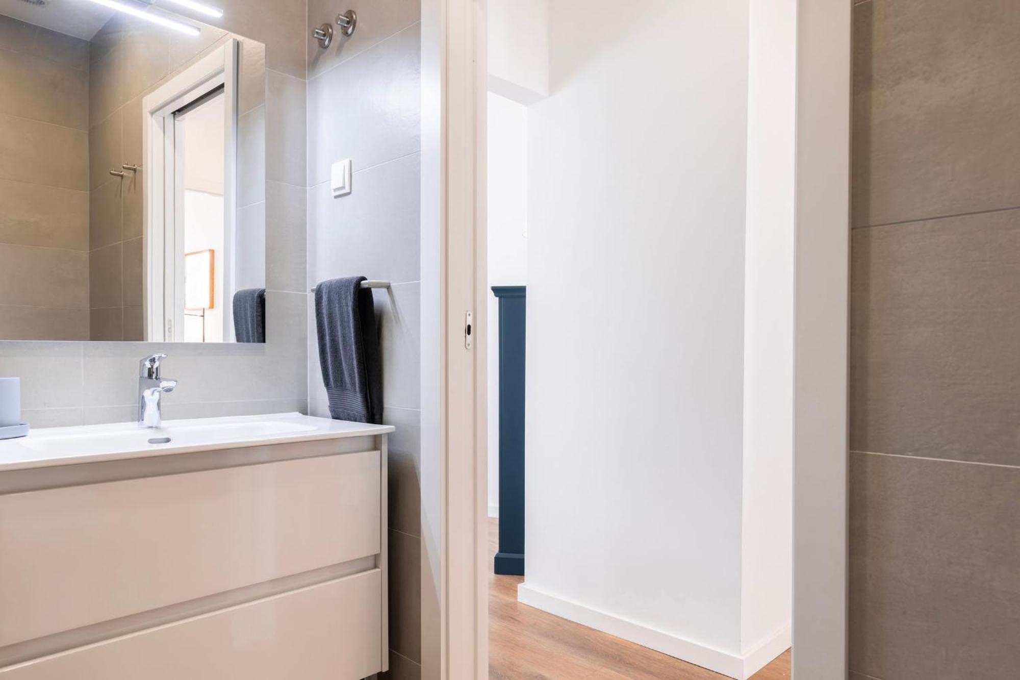 Apartamento 2bdr Charming In Graca By Lovelystay *