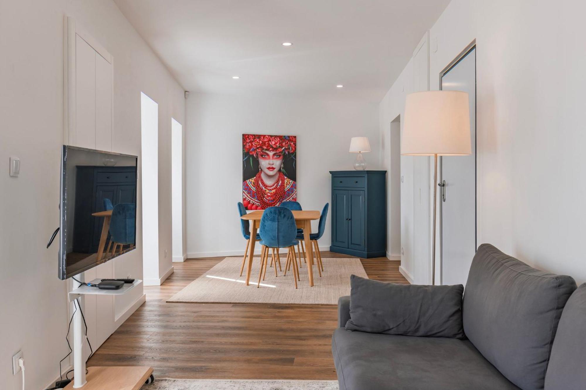 Apartment 2bdr Charming In Graca By Lovelystay *