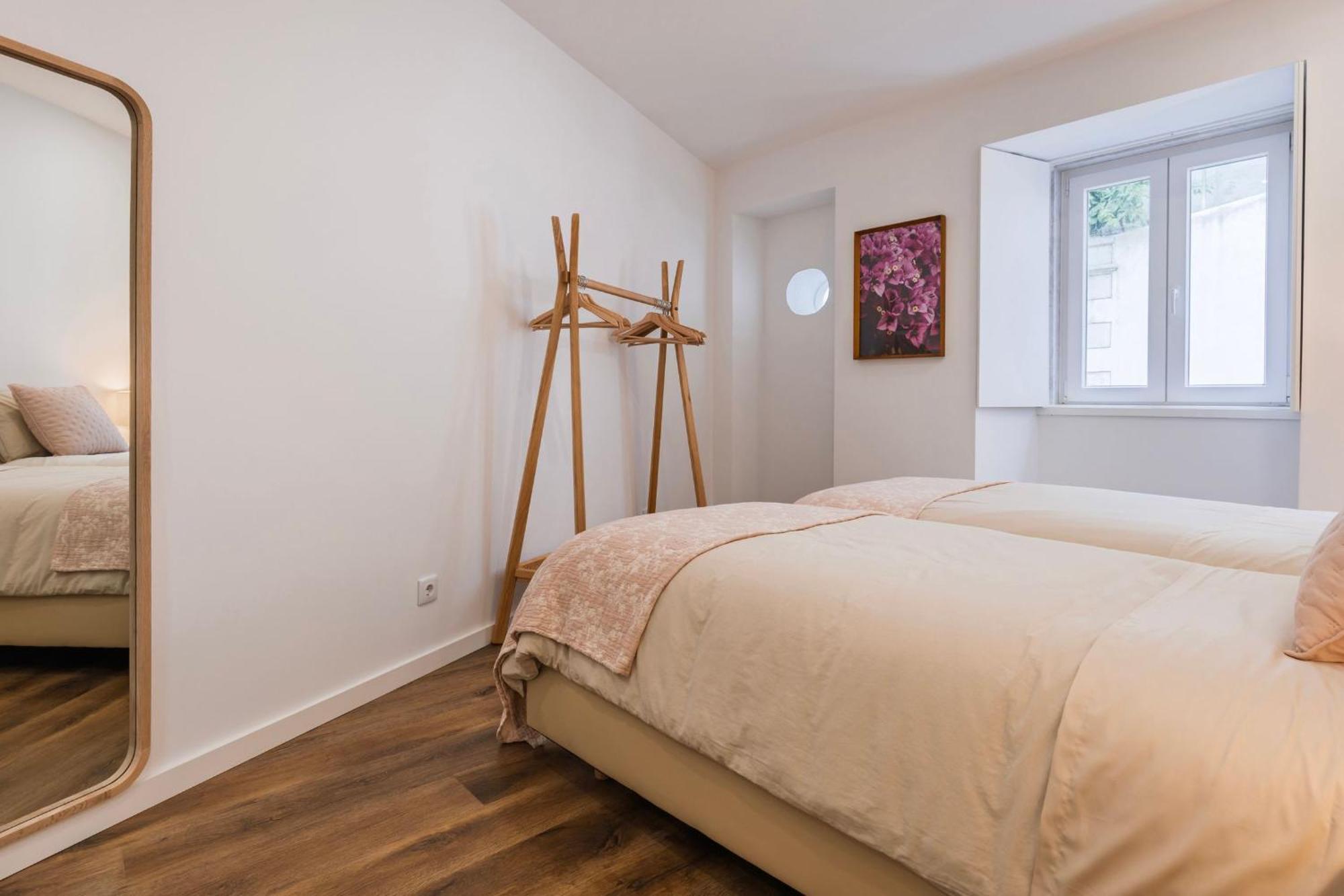 2bdr Charming In Graca By Lovelystay *